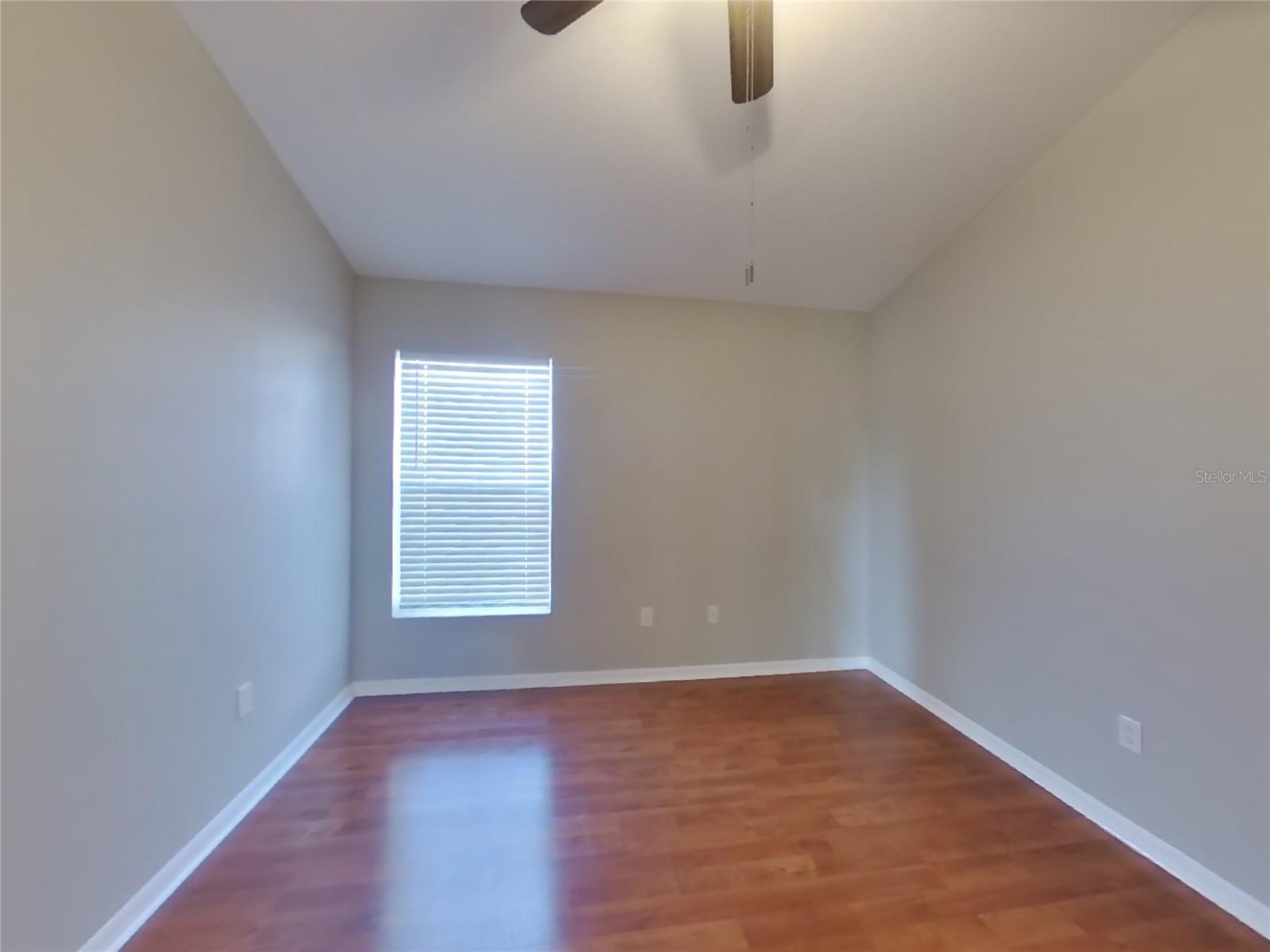 Image 7 of 16 For 24633 Laurel Ridge Drive