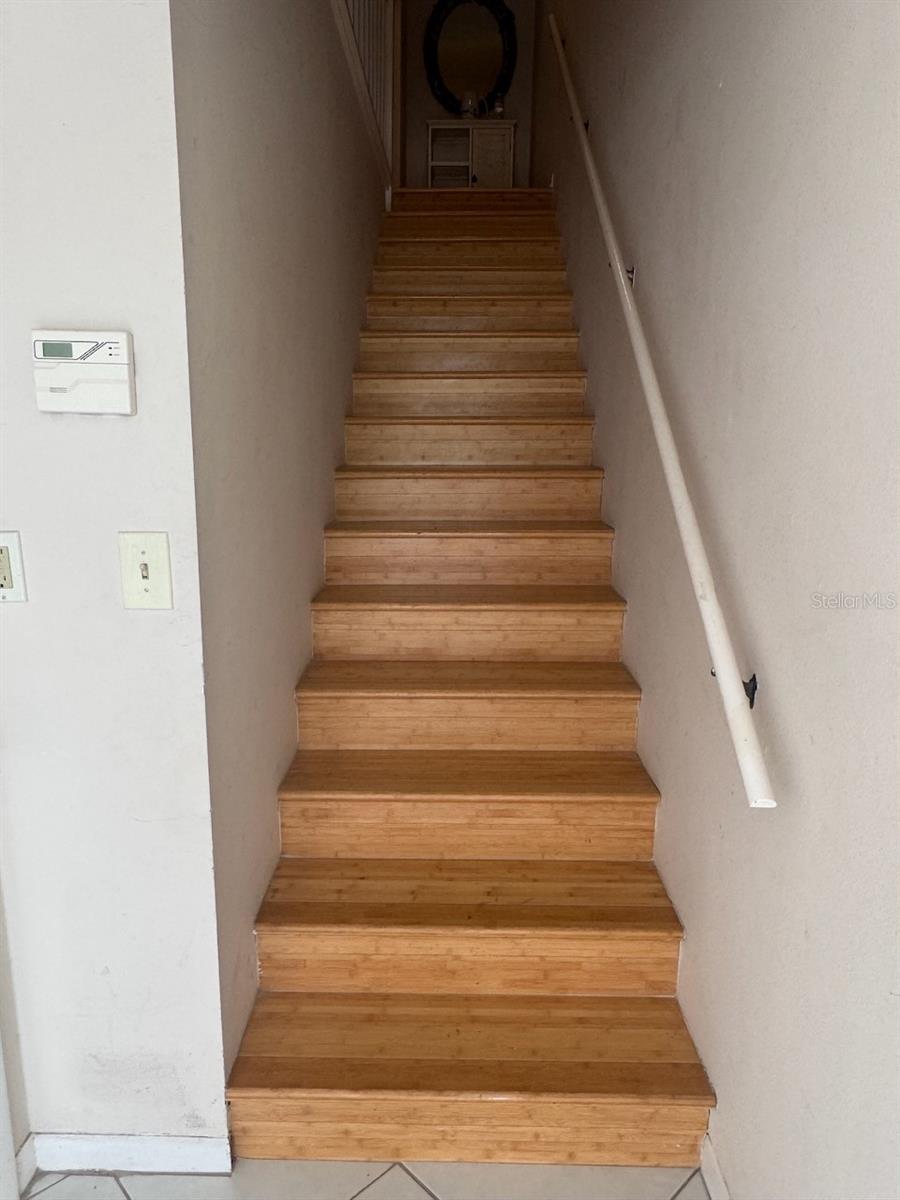 Image 4 of 23 For 320 Island Way 207