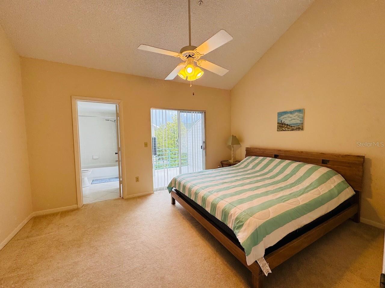 Image 49 of 53 For 320 Island Way 207
