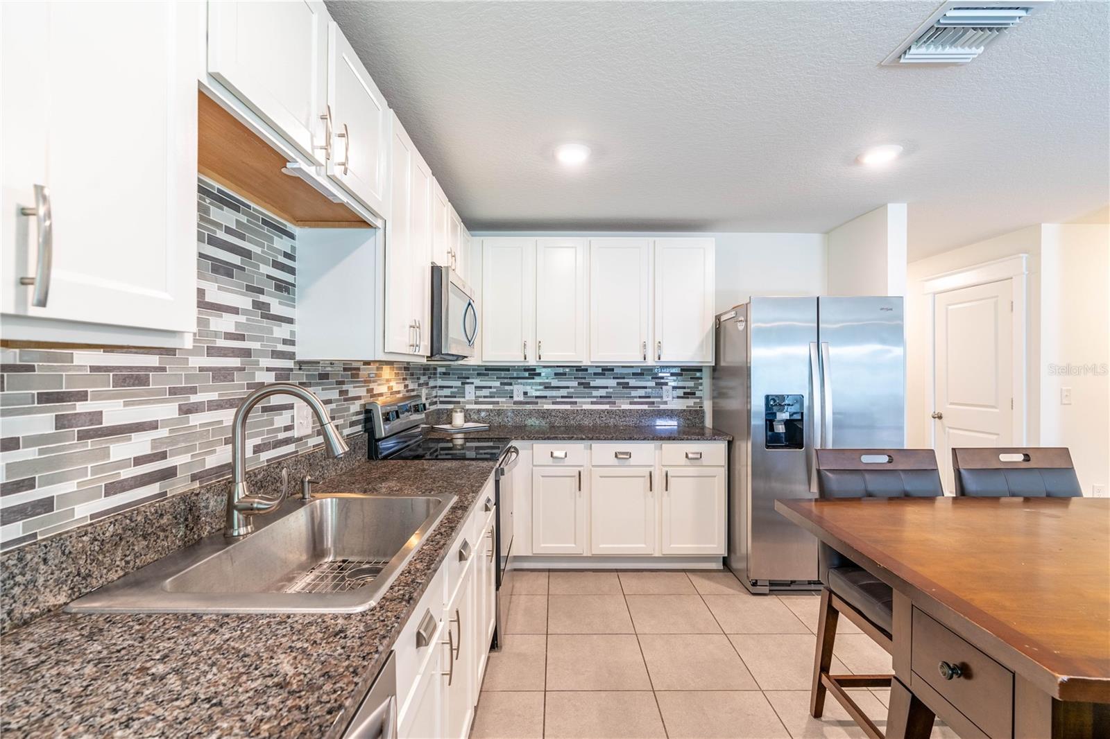 Image 13 of 47 For 9016 Water Chestnut Drive