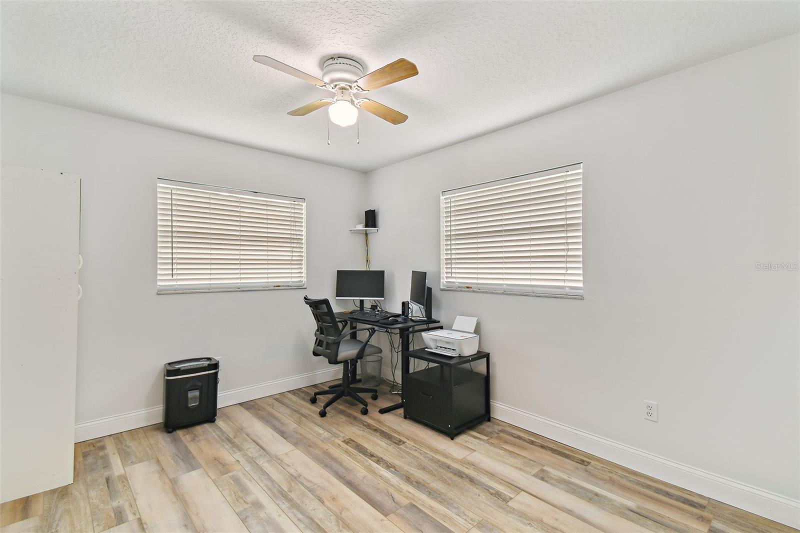 Image 20 of 30 For 446 Eagle Circle