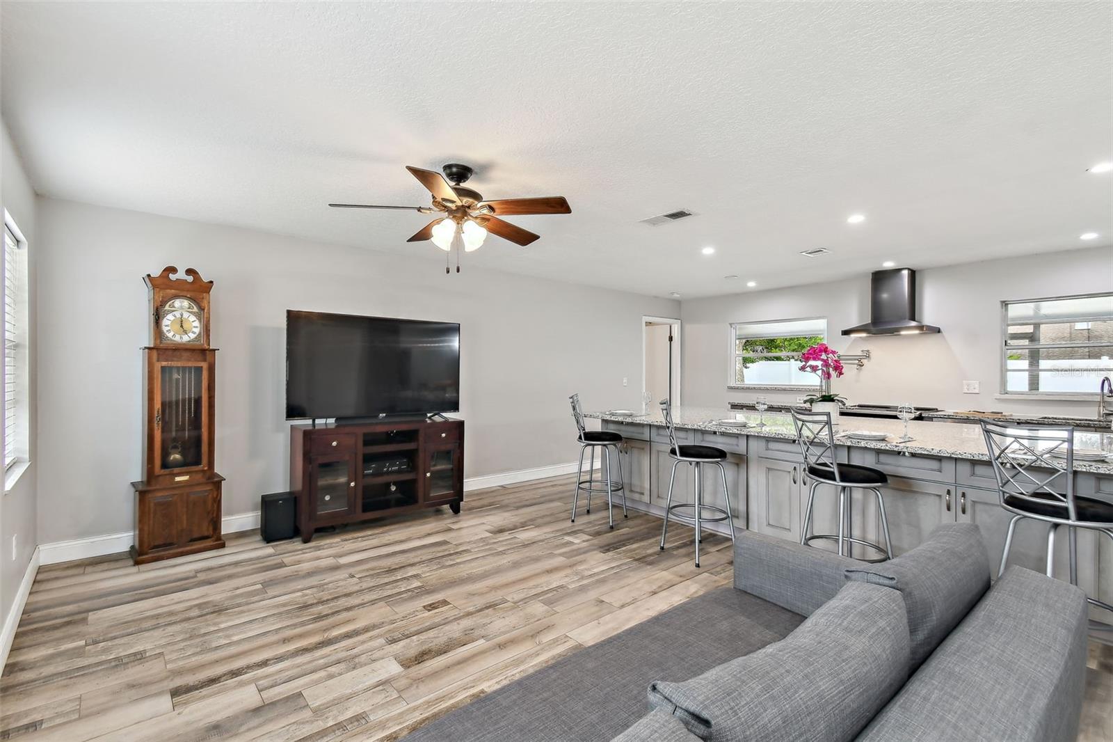 Image 3 of 30 For 446 Eagle Circle
