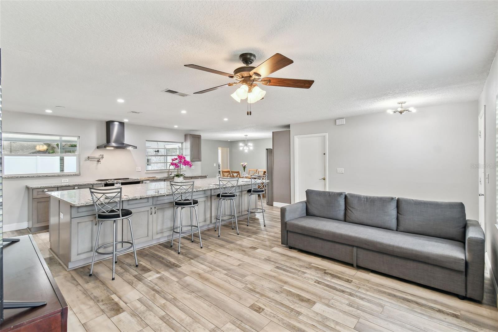 Image 4 of 30 For 446 Eagle Circle