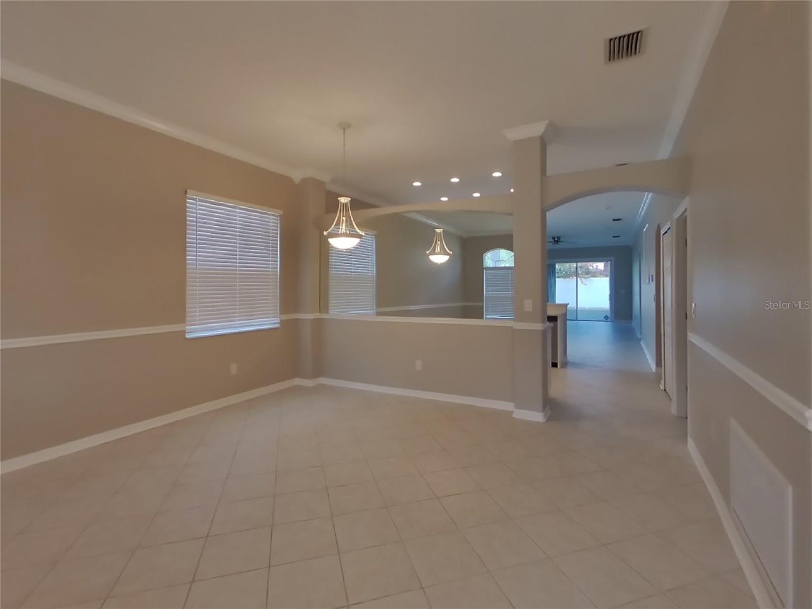 Image 14 of 17 For 5423 Braddock Drive