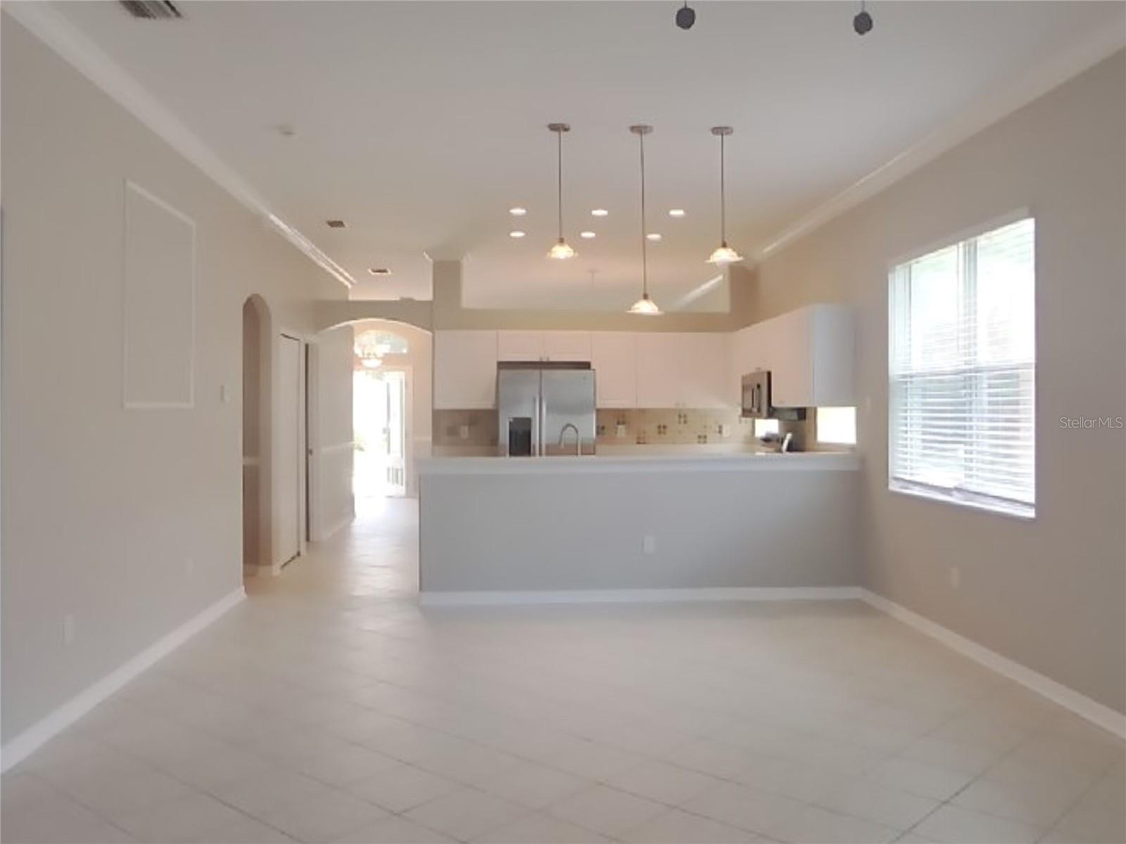 Image 4 of 17 For 5423 Braddock Drive