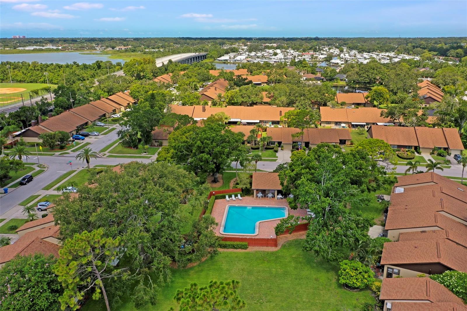 Image 34 of 39 For 9942 Lake Seminole Drive W