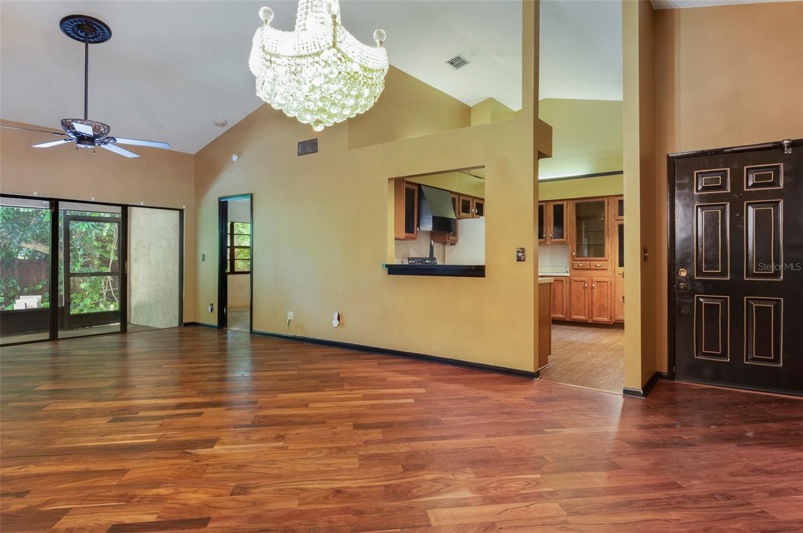 Image 4 of 39 For 9942 Lake Seminole Drive W
