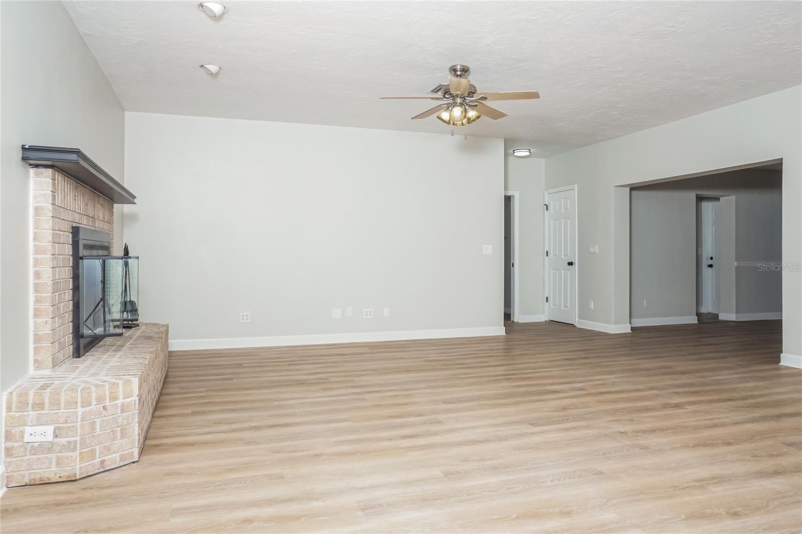 Image 4 of 15 For 4611 18th Avenue