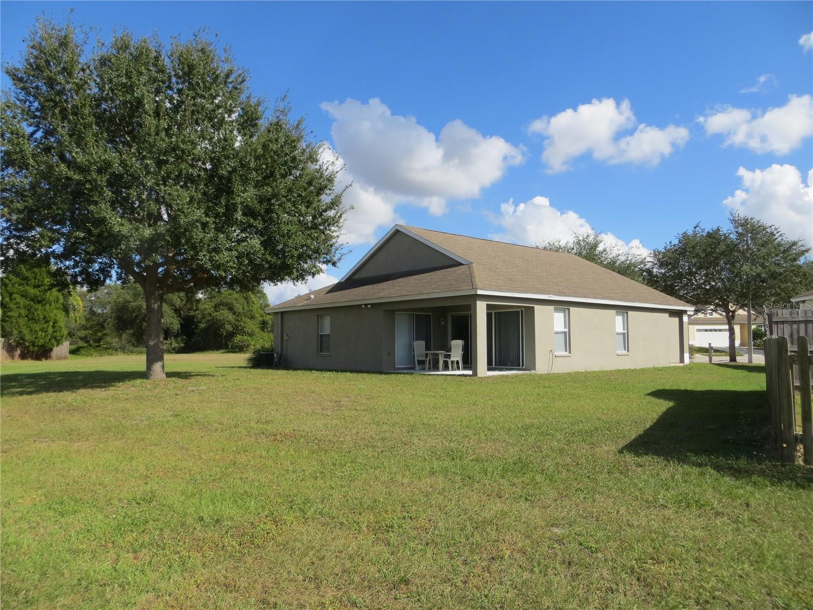 Image 17 of 27 For 6818 Cambridge Park Drive