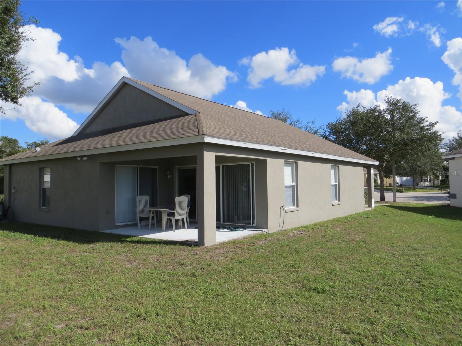 Image 18 of 27 For 6818 Cambridge Park Drive