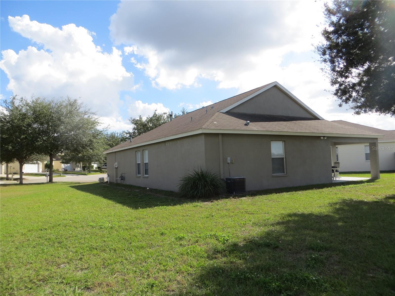 Image 19 of 27 For 6818 Cambridge Park Drive