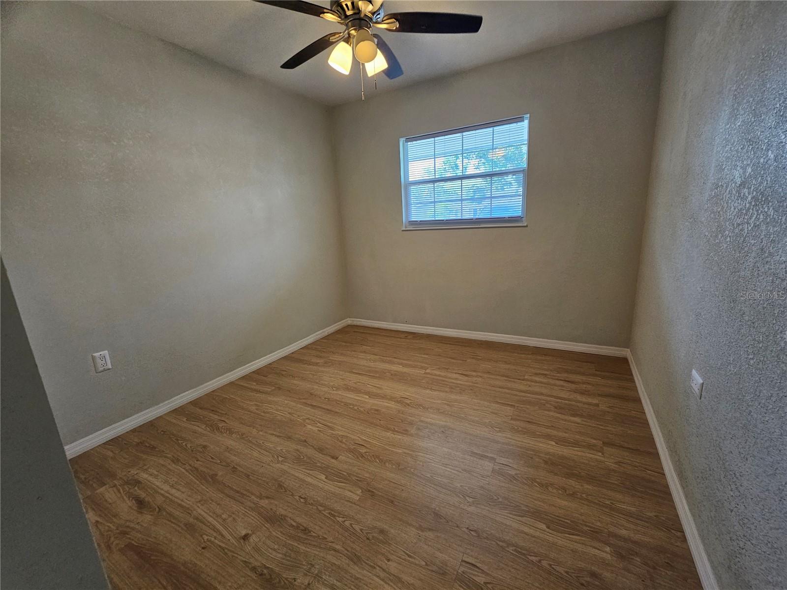 Image 10 of 13 For 7001 60th Street N
