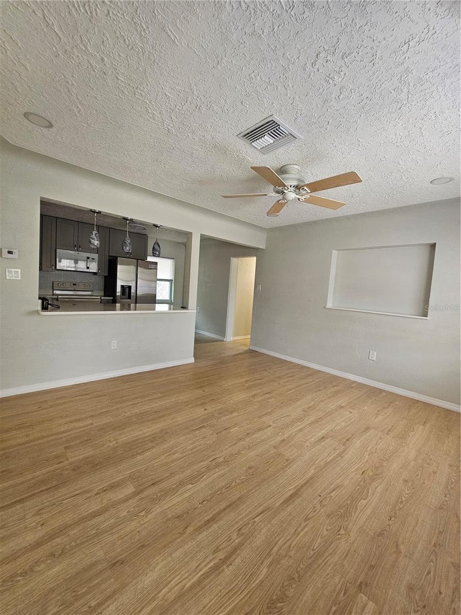 Image 3 of 13 For 7001 60th Street N
