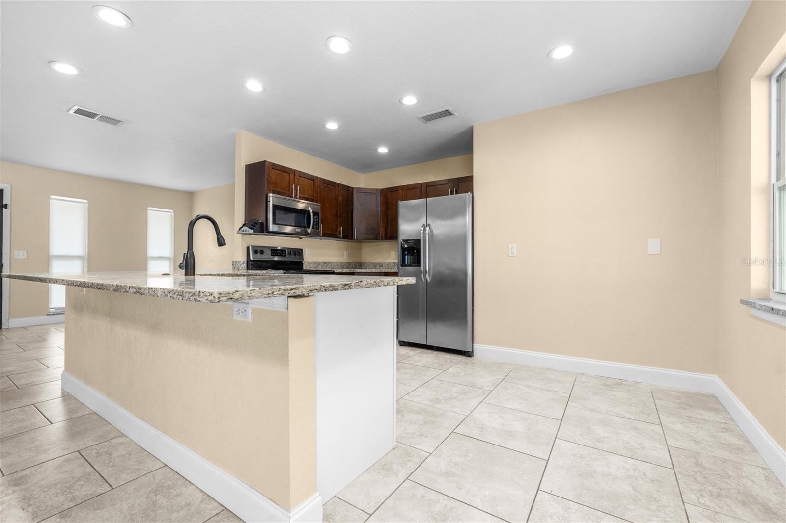 Image 11 of 42 For 8927 95th Street N