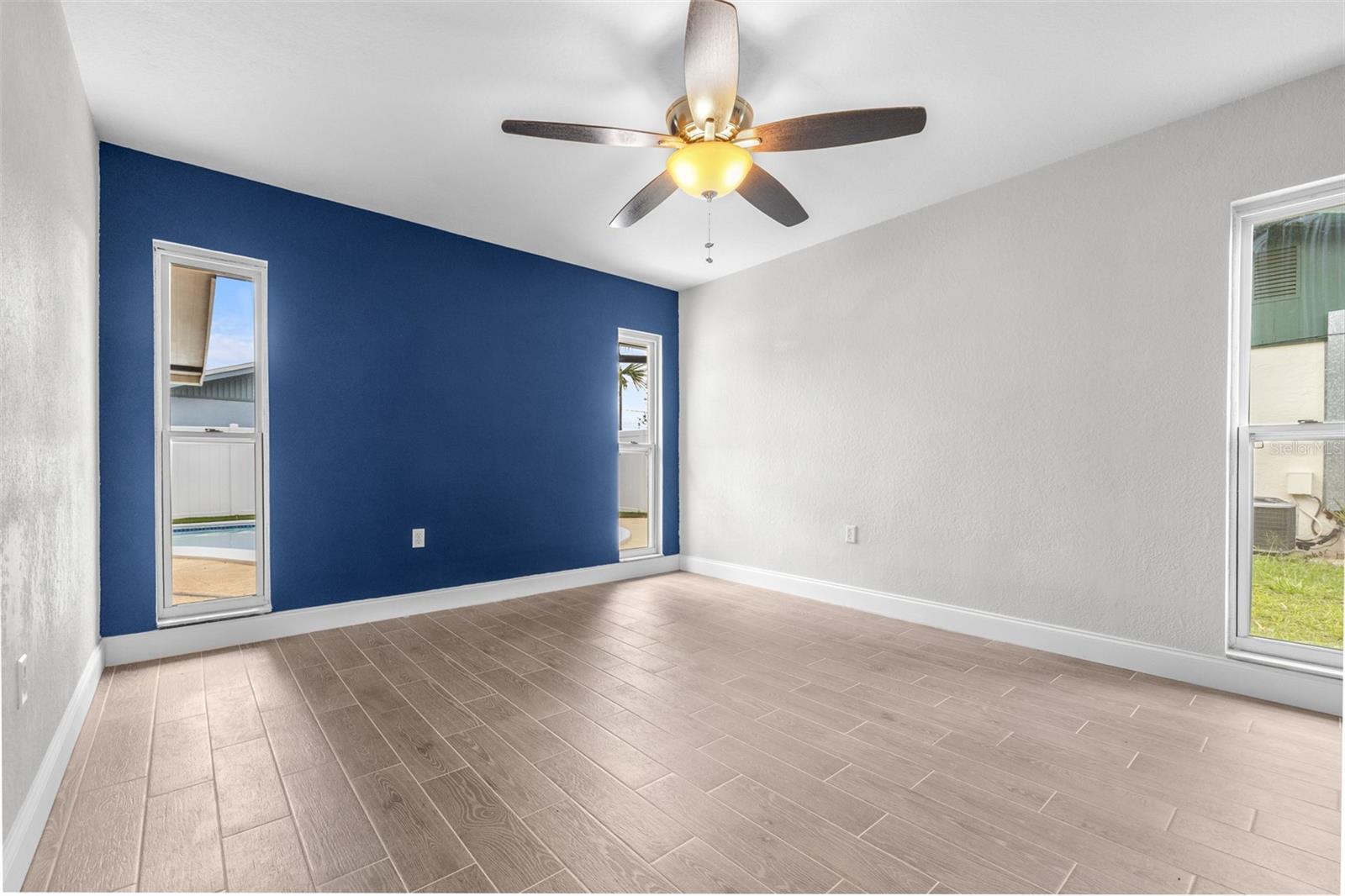 Image 15 of 42 For 8927 95th Street N
