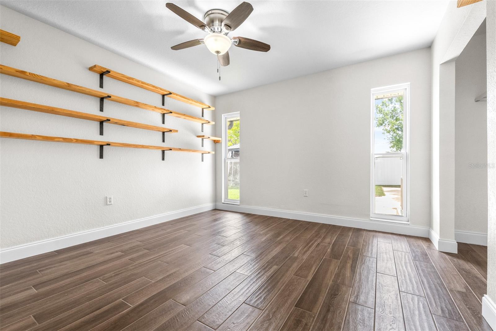 Image 20 of 42 For 8927 95th Street N
