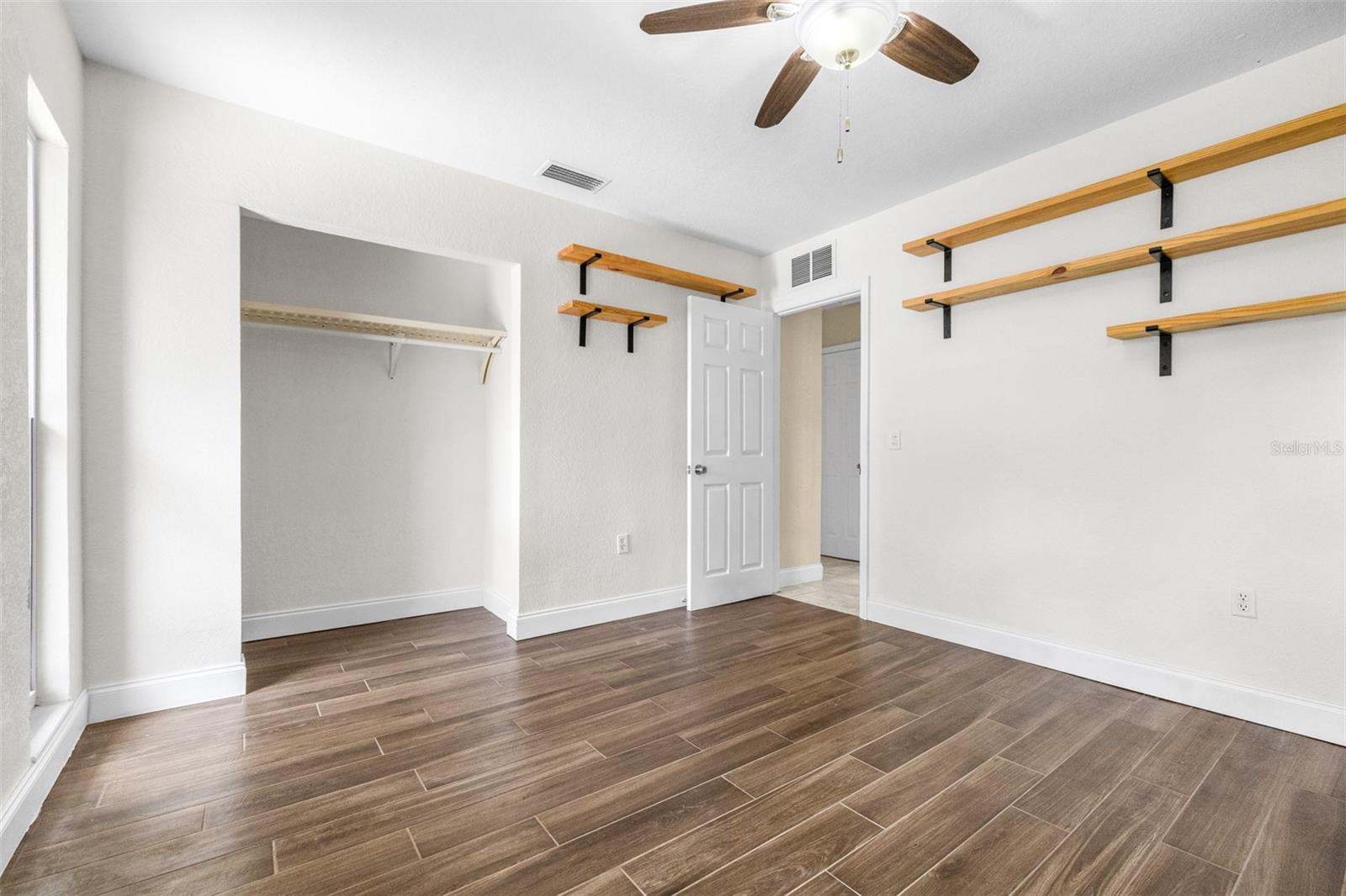 Image 22 of 42 For 8927 95th Street N