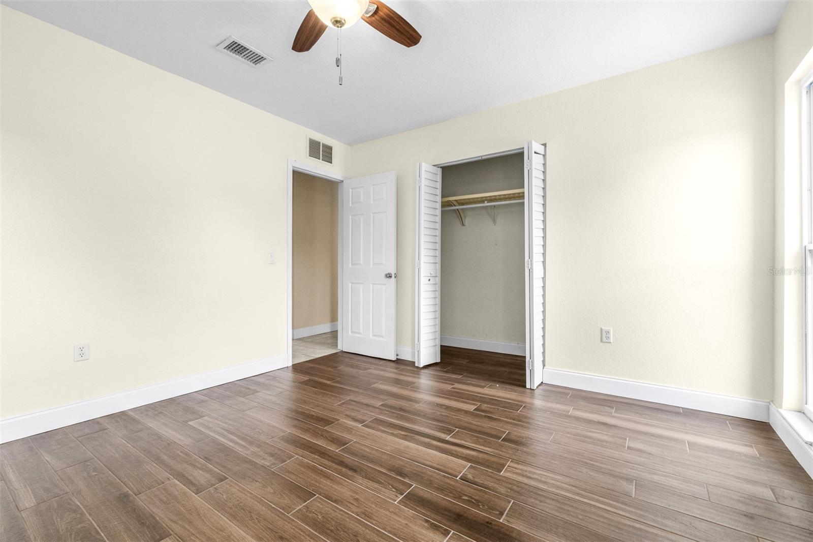 Image 24 of 42 For 8927 95th Street N