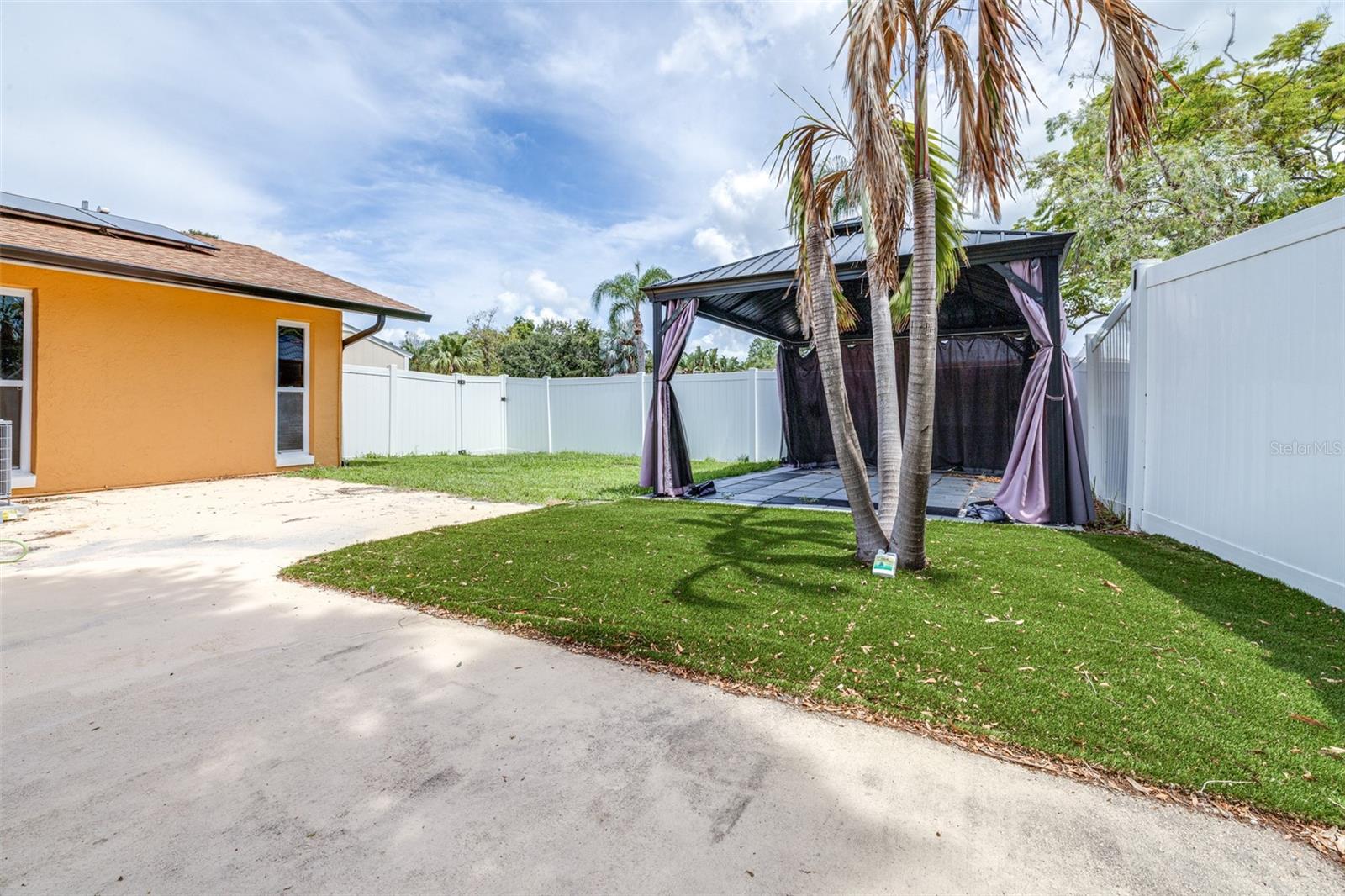 Image 33 of 42 For 8927 95th Street N