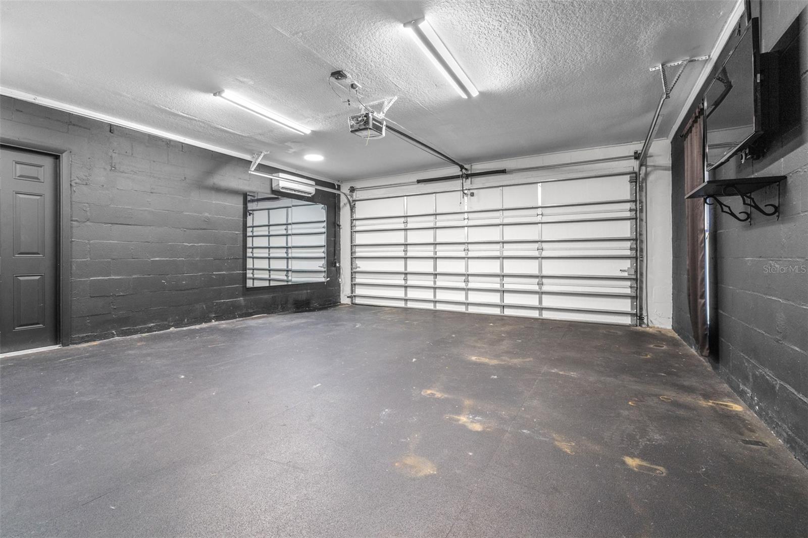 Image 37 of 42 For 8927 95th Street N