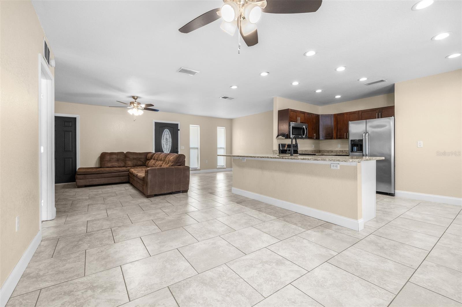 Image 8 of 42 For 8927 95th Street N