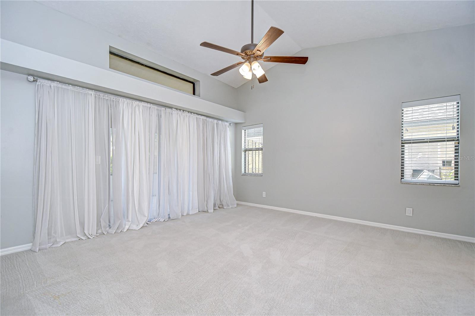 Image 14 of 40 For 512 Pinewalk Drive