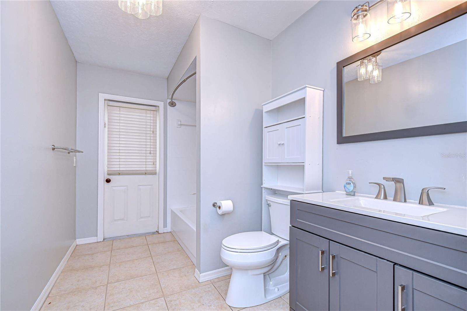 Image 21 of 40 For 512 Pinewalk Drive