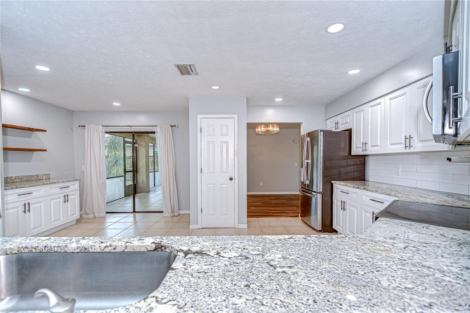 Image 9 of 40 For 512 Pinewalk Drive