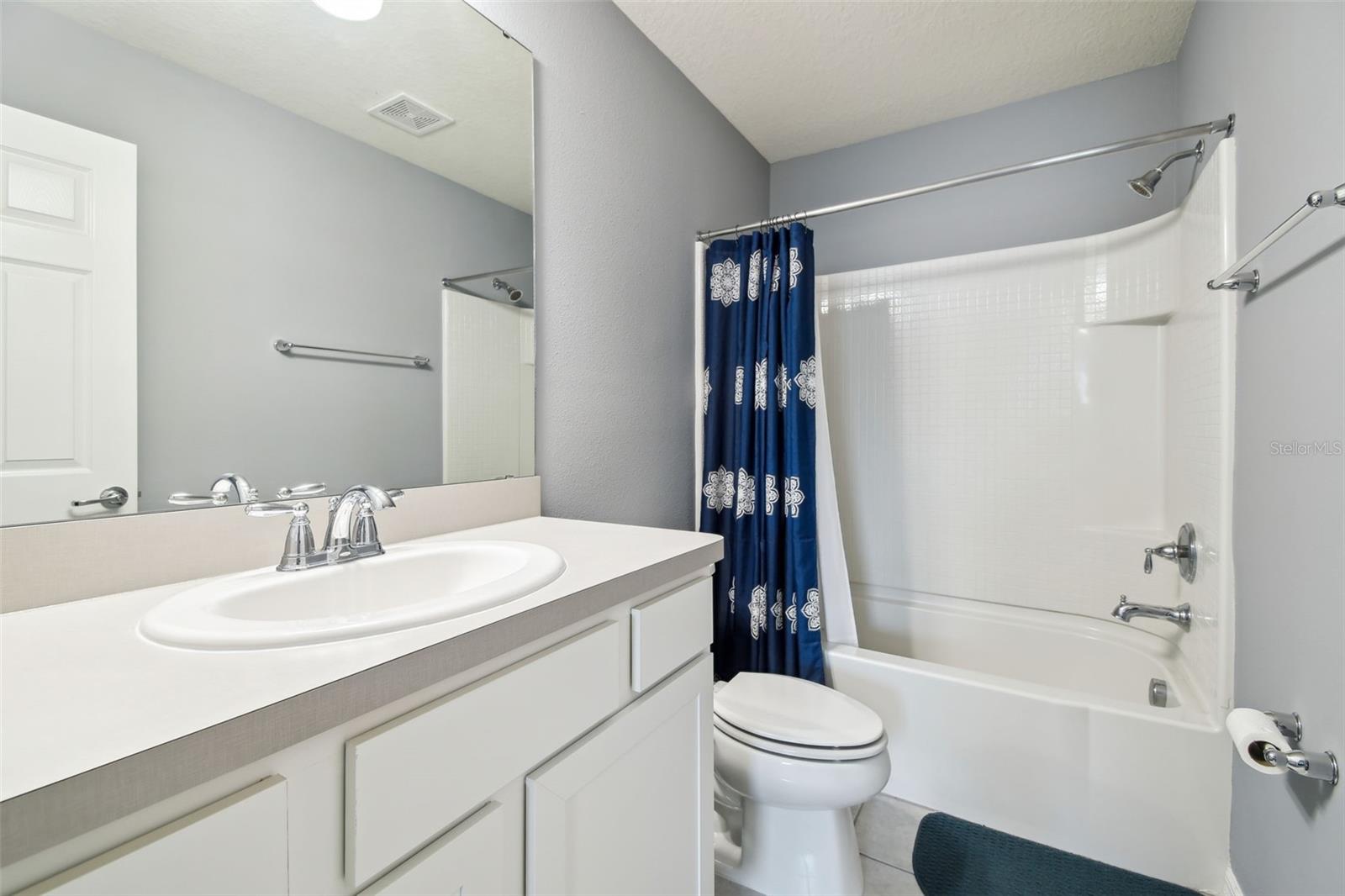 Image 36 of 49 For 5010 Blue Latan Lane