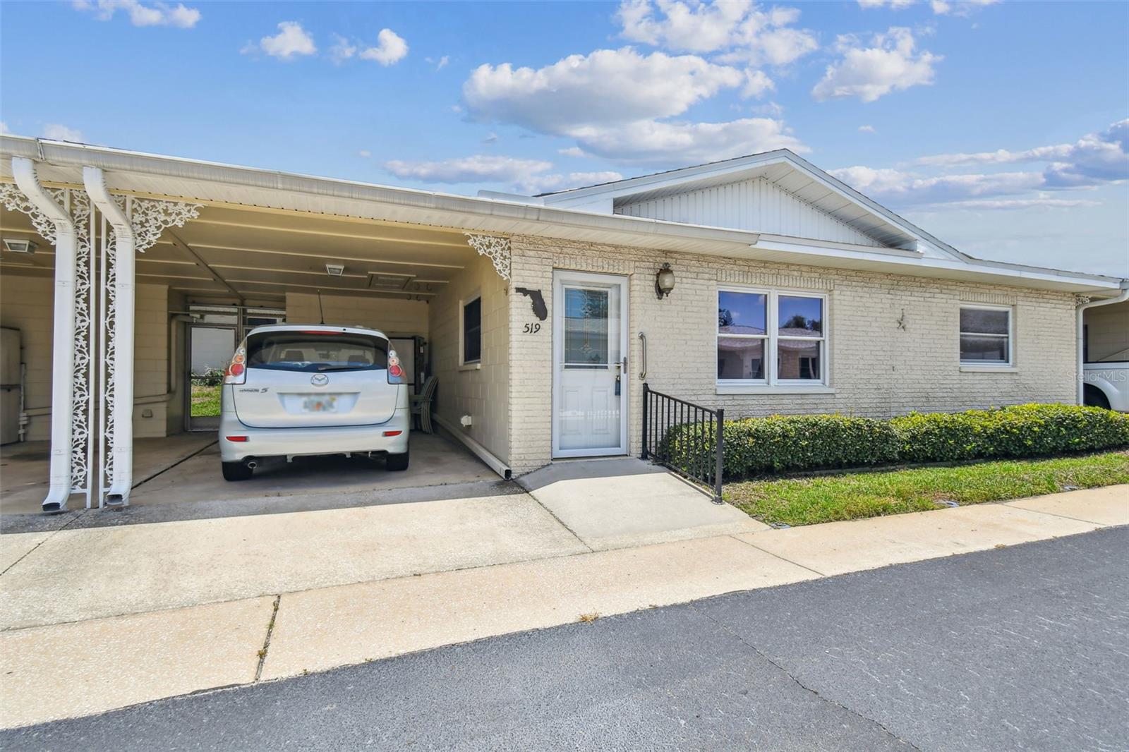 Image 3 of 49 For 12400 Park Boulevard 519