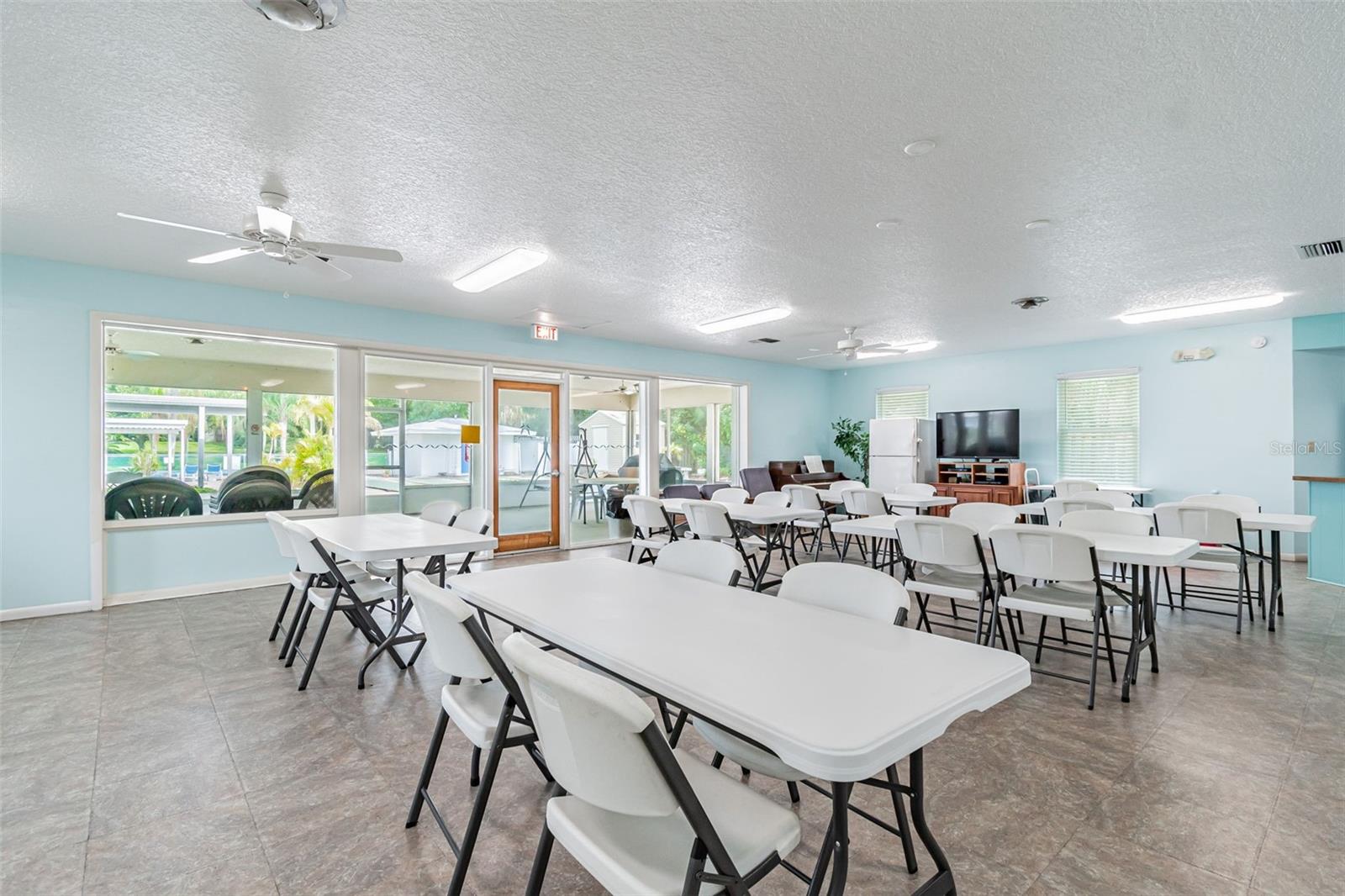 Image 47 of 49 For 12400 Park Boulevard 519