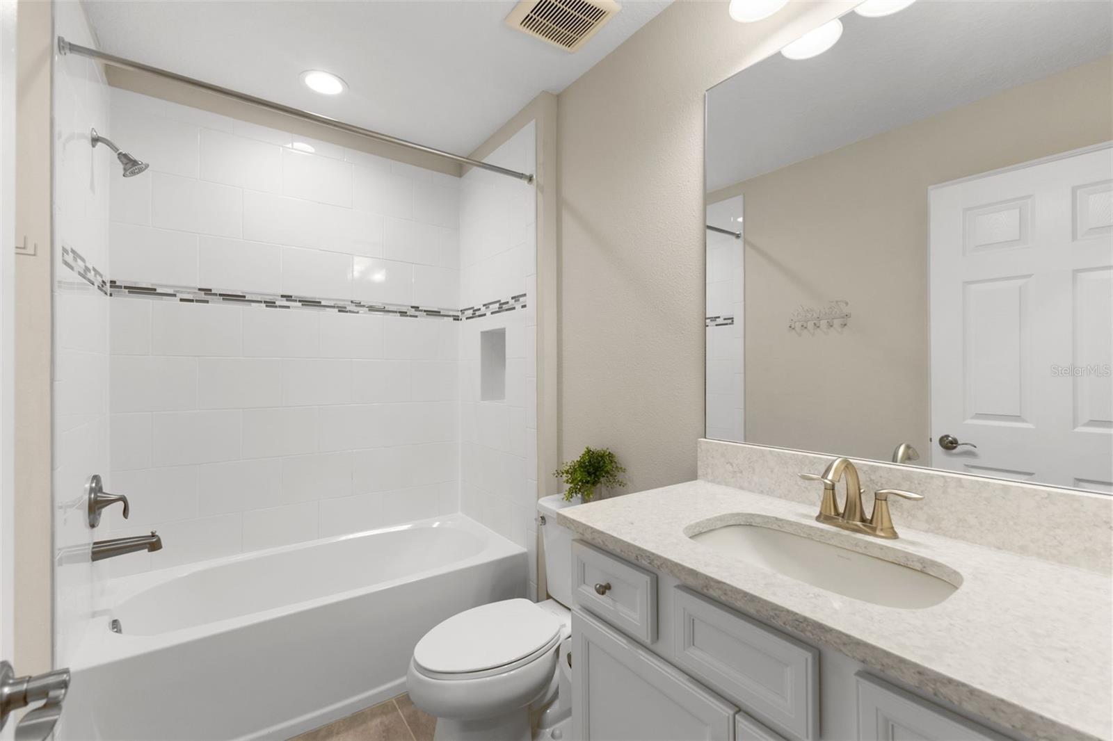 Image 18 of 57 For 12821 Satin Lily Drive