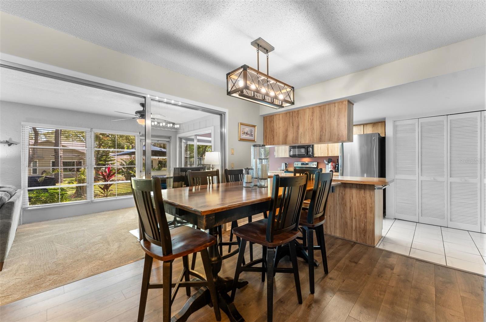 Image 11 of 58 For 2671 Royal Ridge Drive