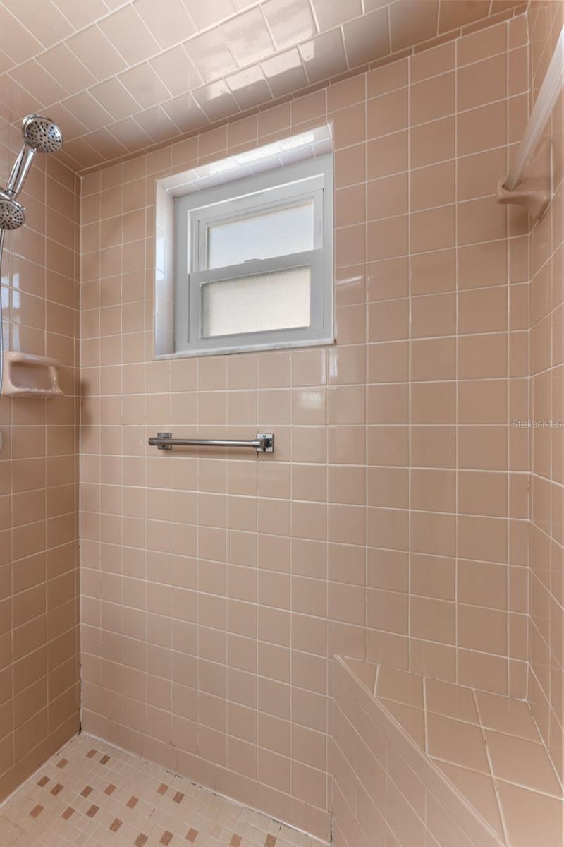 Image 30 of 58 For 2671 Royal Ridge Drive