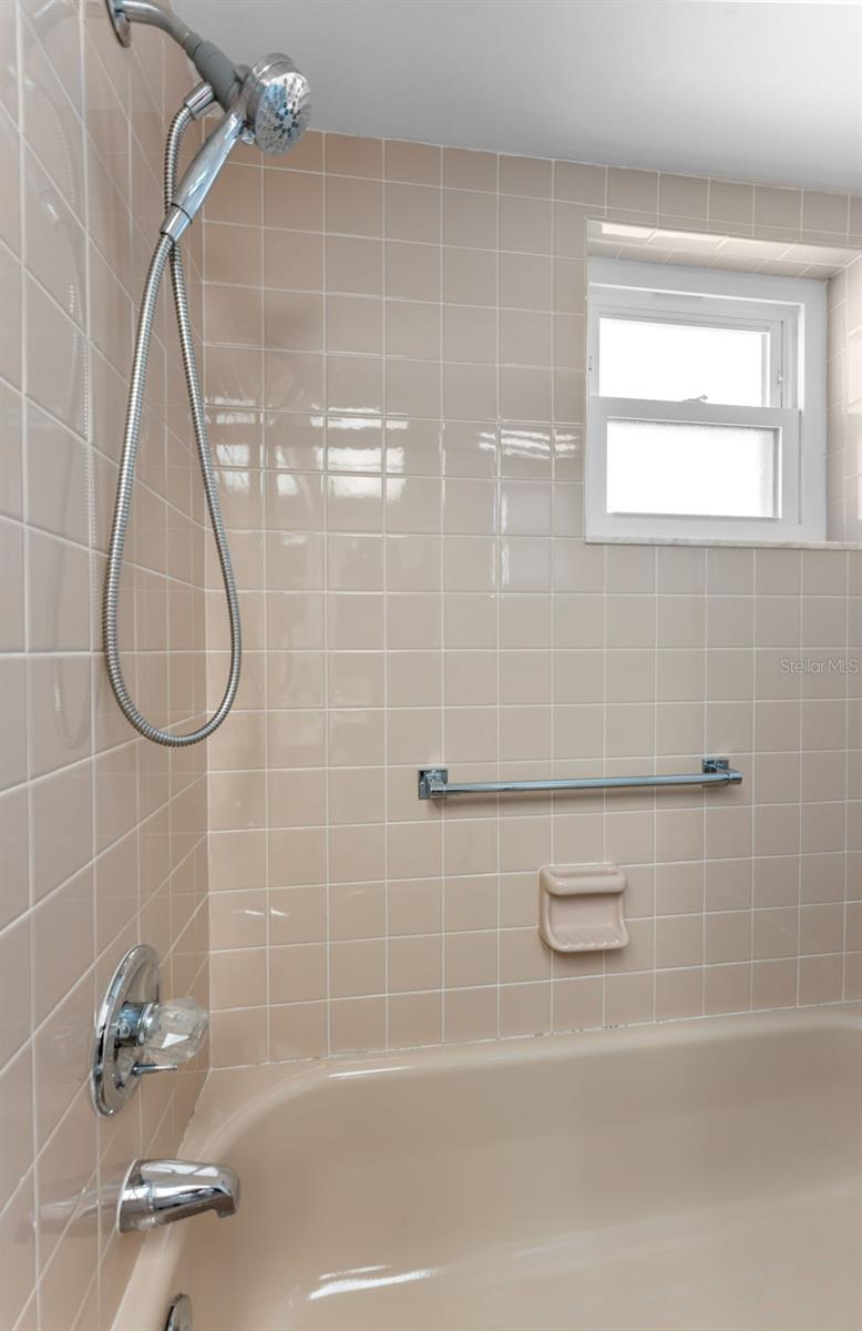 Image 35 of 58 For 2671 Royal Ridge Drive