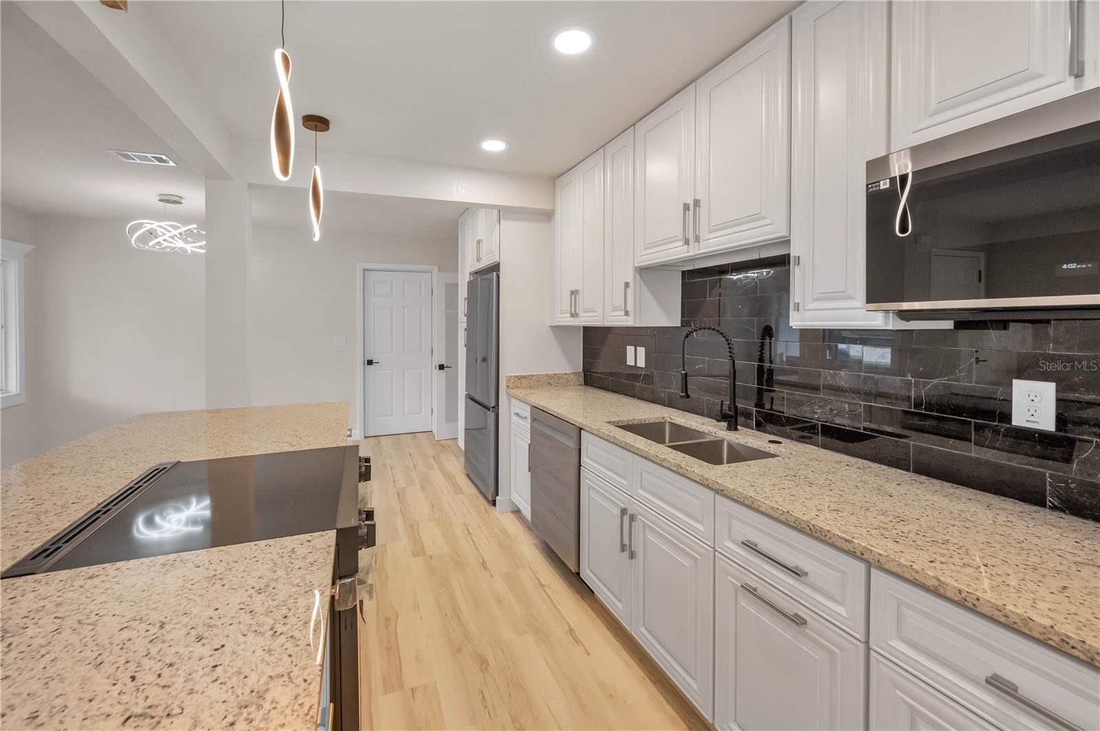Image 14 of 29 For 4441 16th Street N