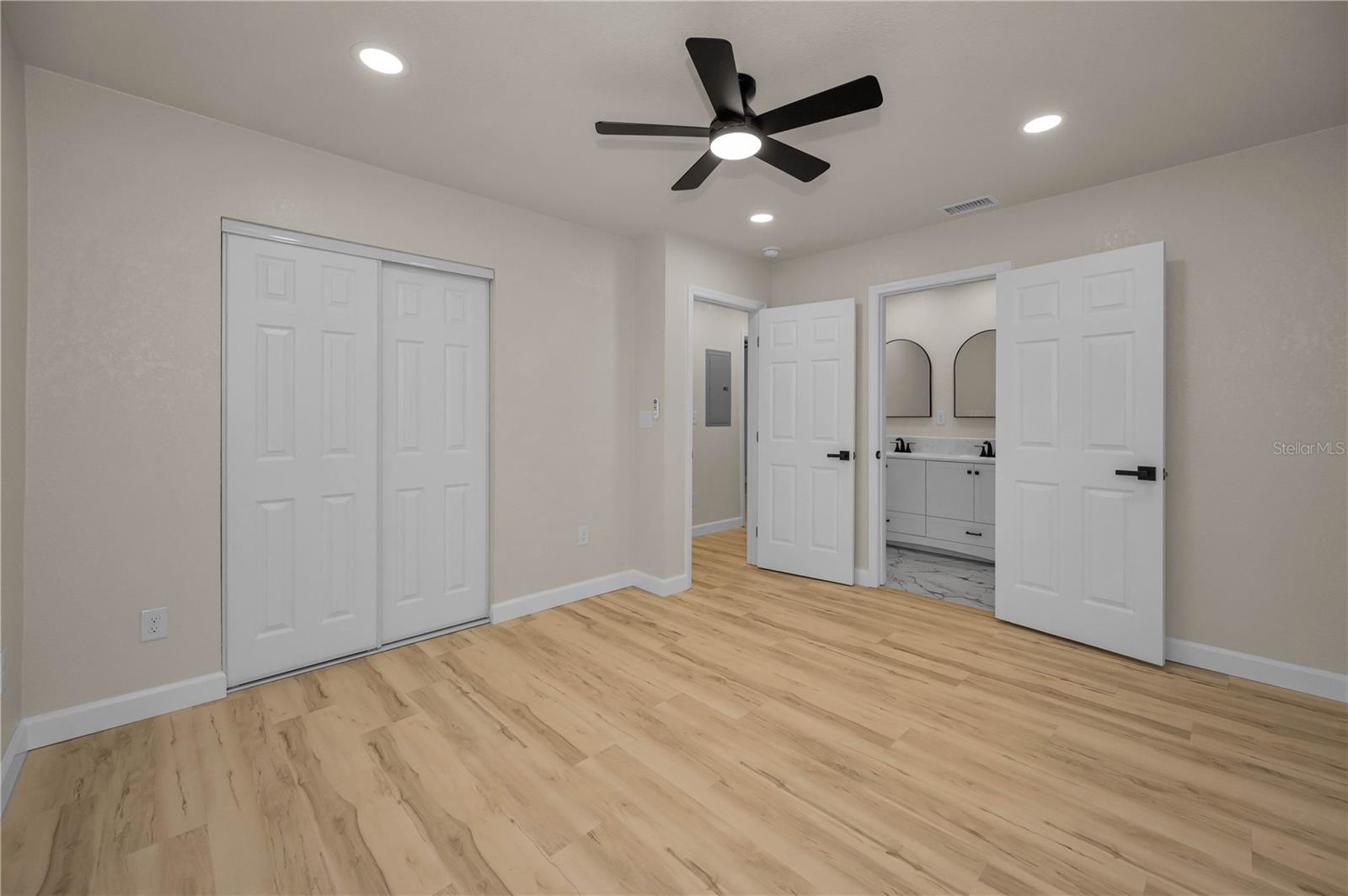 Image 25 of 29 For 4441 16th Street N