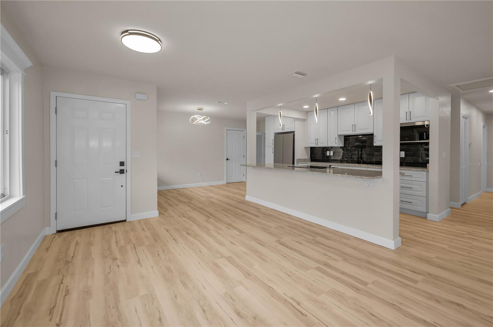 Image 5 of 29 For 4441 16th Street N