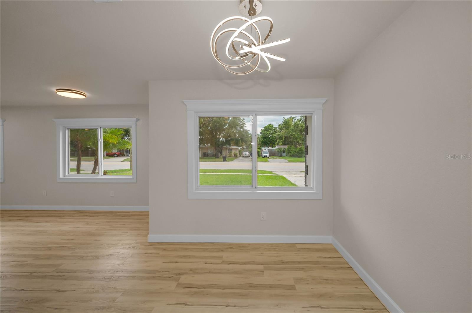 Image 8 of 29 For 4441 16th Street N