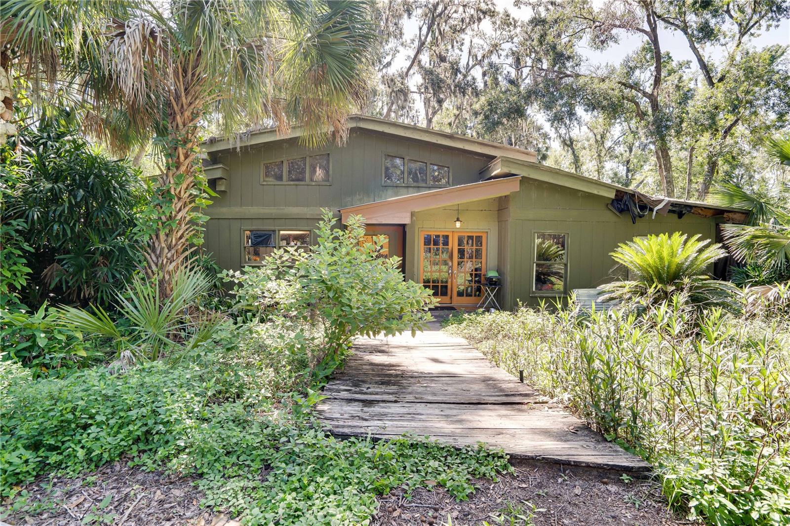 Image 10 of 30 For 6924 Valrie Lane