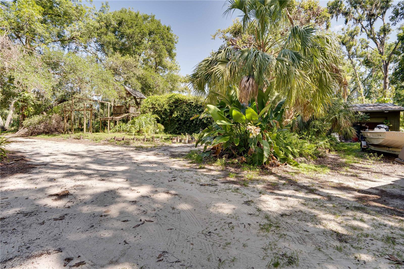 Image 9 of 30 For 6924 Valrie Lane