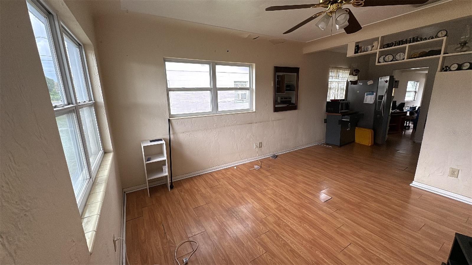Image 10 of 19 For 2410 38th Avenue N