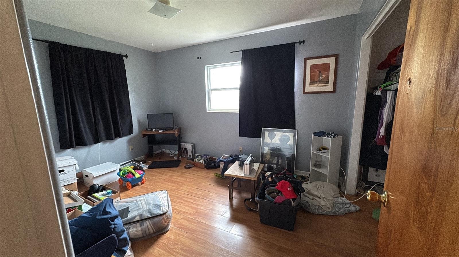Image 14 of 19 For 2410 38th Avenue N
