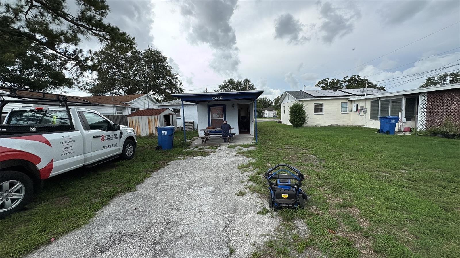 Image 7 of 19 For 2410 38th Avenue N