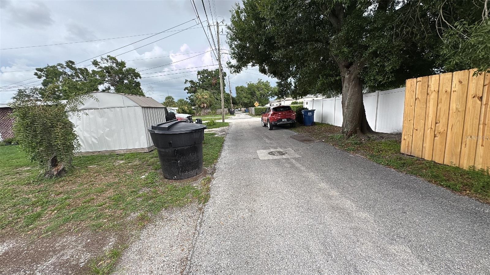 Image 8 of 19 For 2410 38th Avenue N