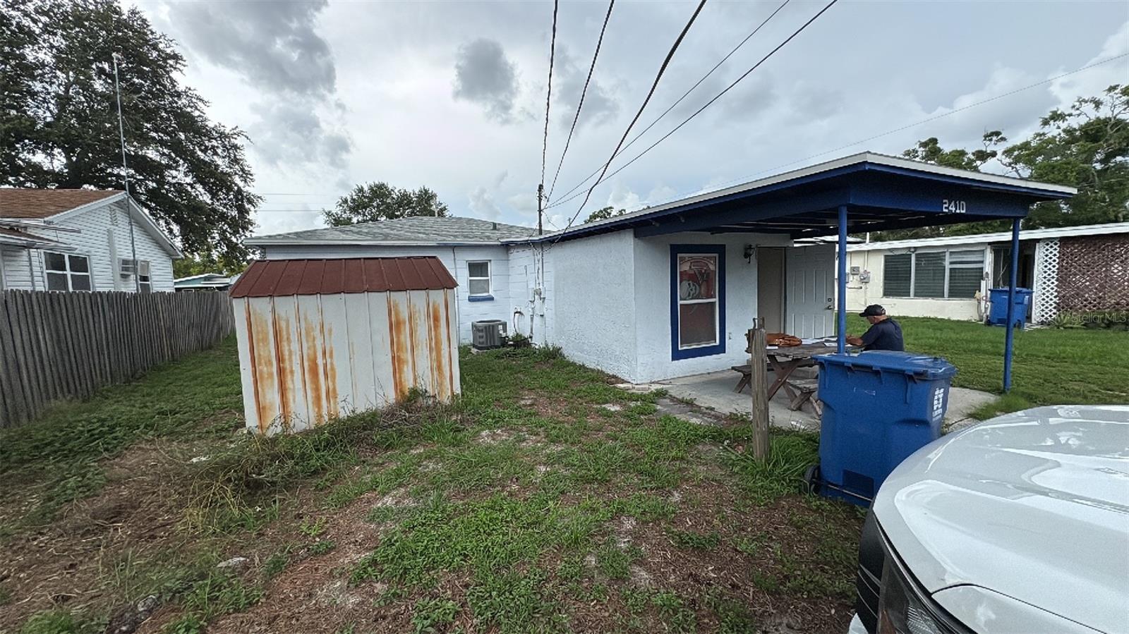 Image 9 of 19 For 2410 38th Avenue N