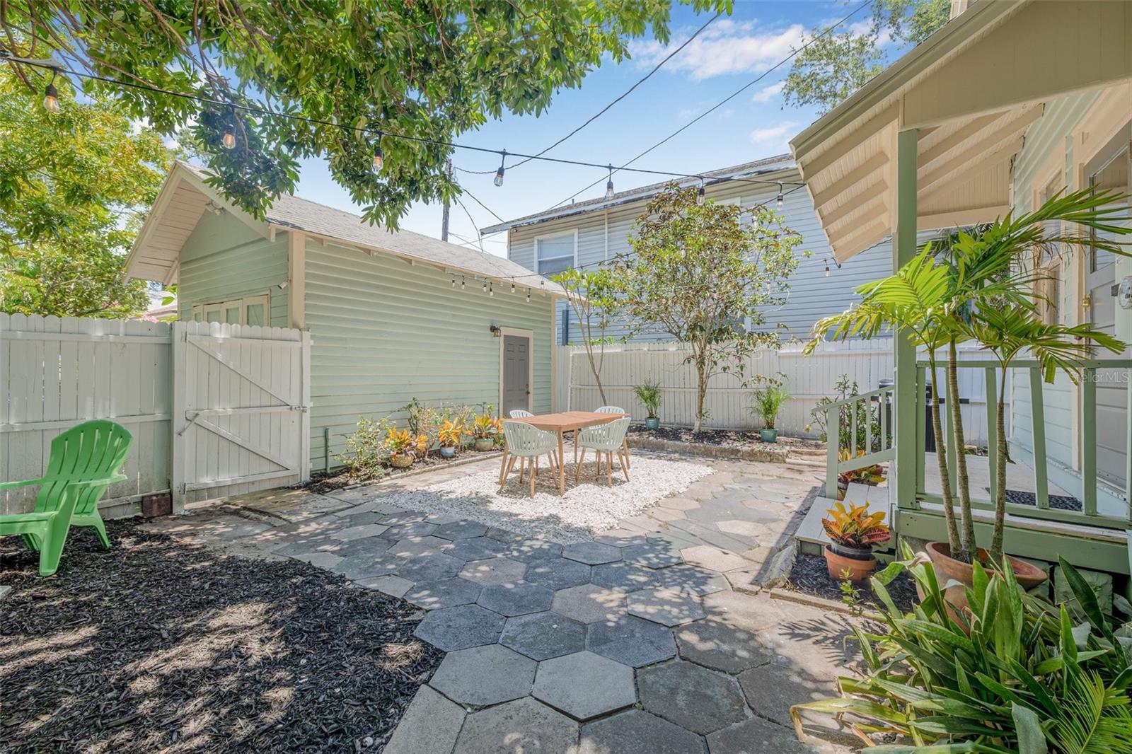 Image 18 of 38 For 1415 7th Avenue N