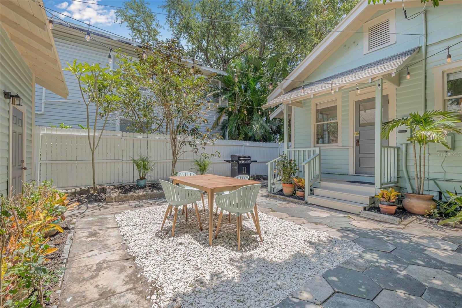 Image 21 of 38 For 1415 7th Avenue N