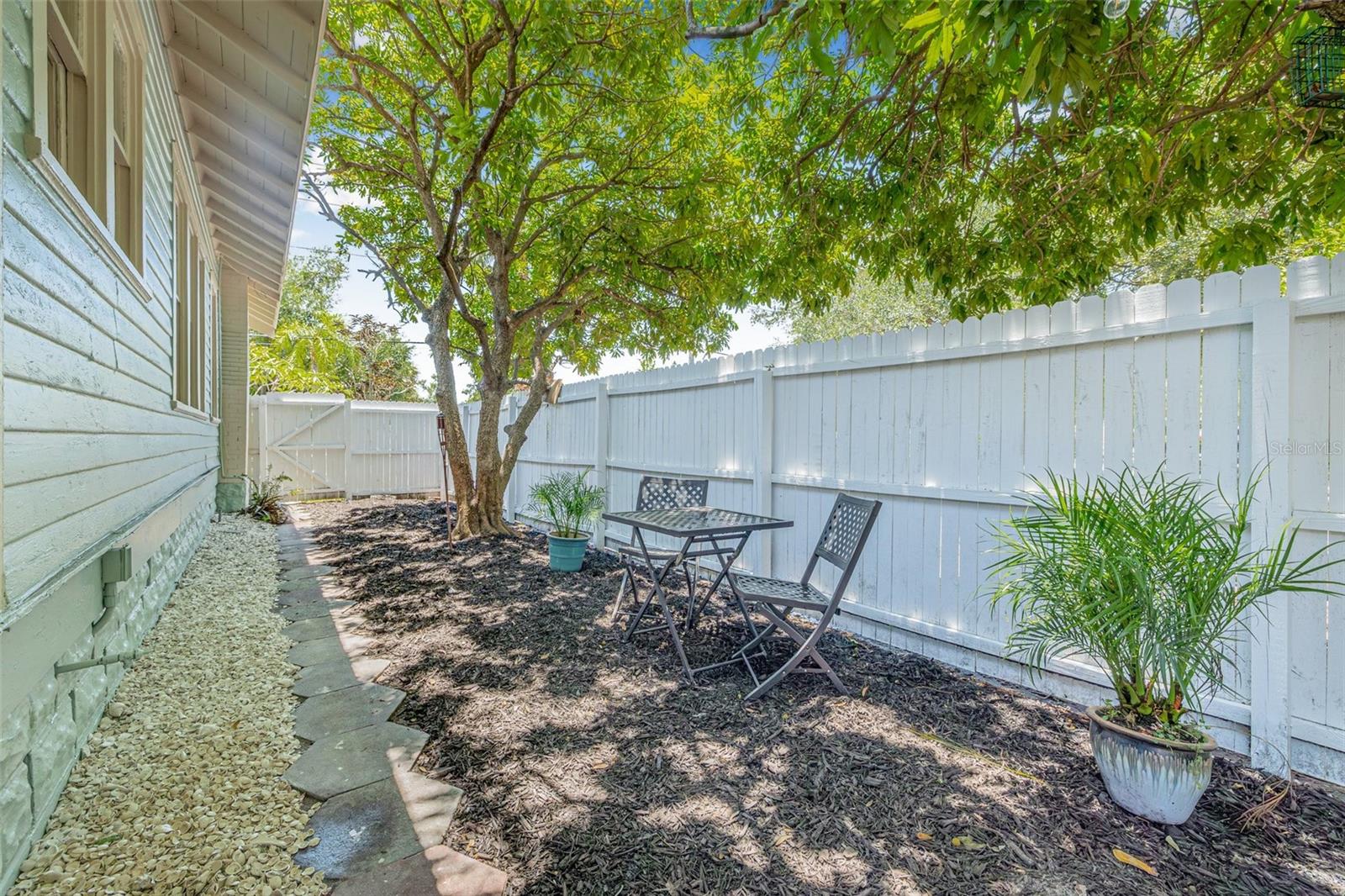 Image 23 of 38 For 1415 7th Avenue N