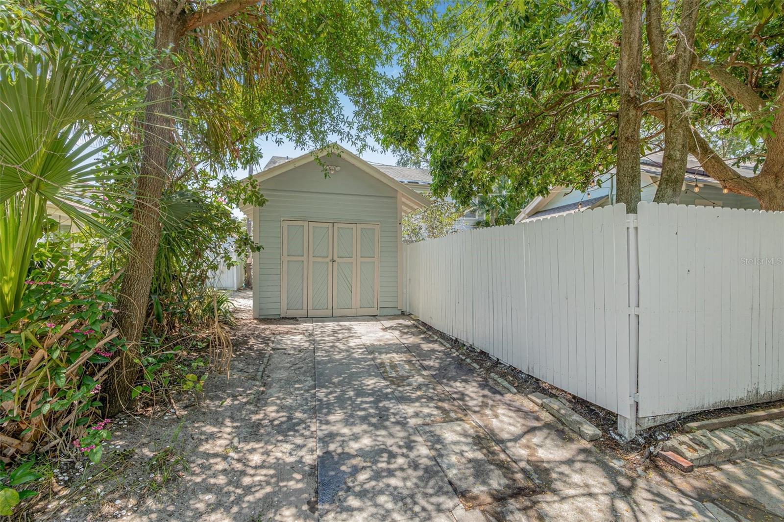 Image 24 of 38 For 1415 7th Avenue N